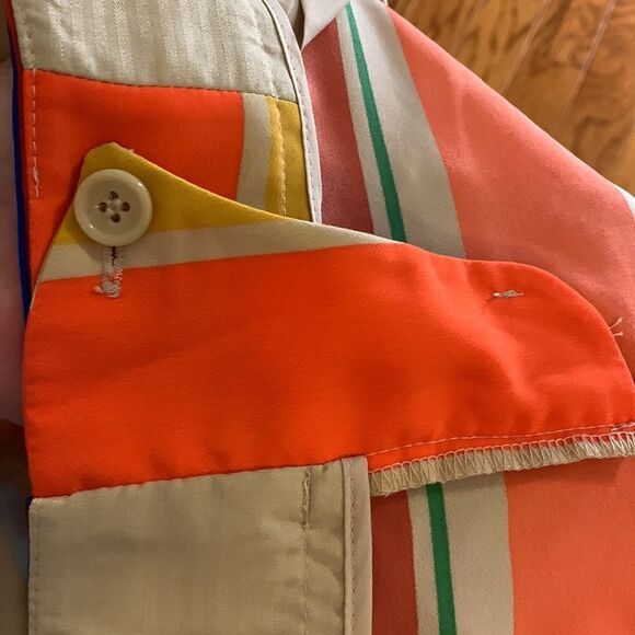 Outback Red Size 4 100% polyester low rise shorts - Picture 12 of 12